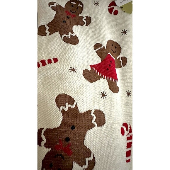 Jingles & Joy GINGERBREAD MAN Oversized Throw Blanket - Picture 4 of 4